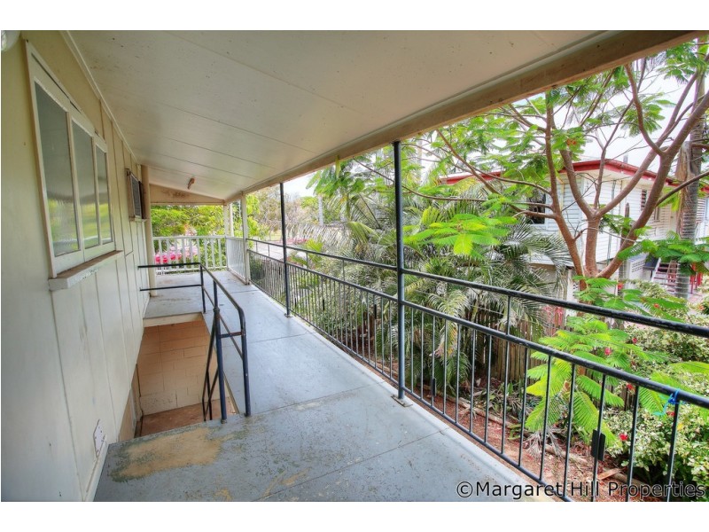 2 Arunta Street, Cranbrook QLD 4814