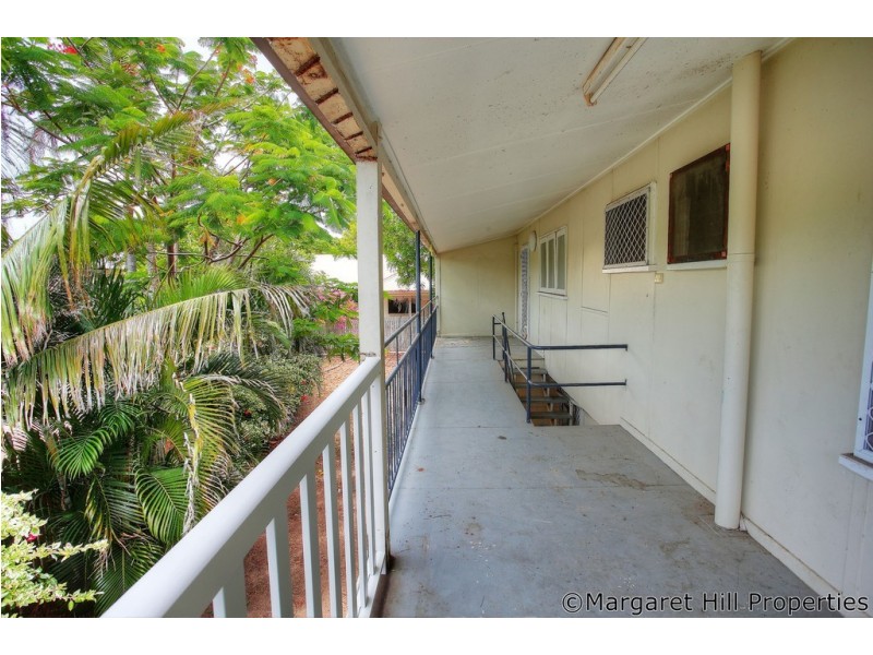 2 Arunta Street, Cranbrook QLD 4814