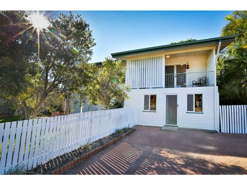 19 Werona Street, Mundingburra QLD 4812