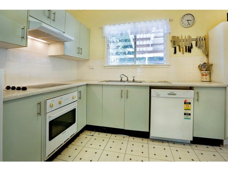 19 Werona Street, Mundingburra QLD 4812