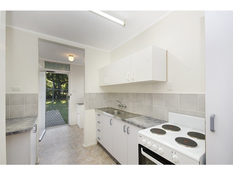 6 Cutler Court, Mount Louisa QLD 4814