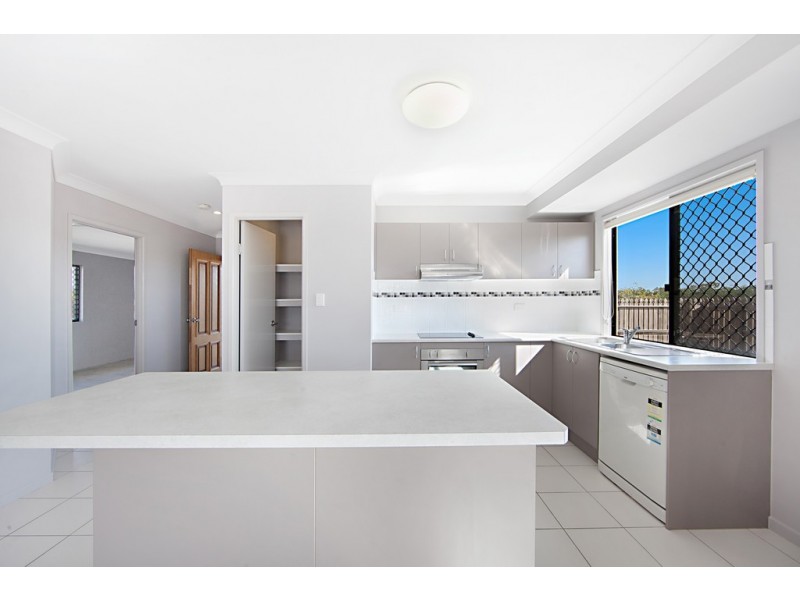 34 Aintree Avenue, Mount Low QLD 4818