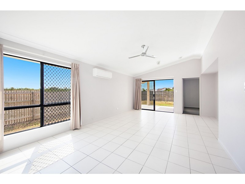 34 Aintree Avenue, Mount Low QLD 4818