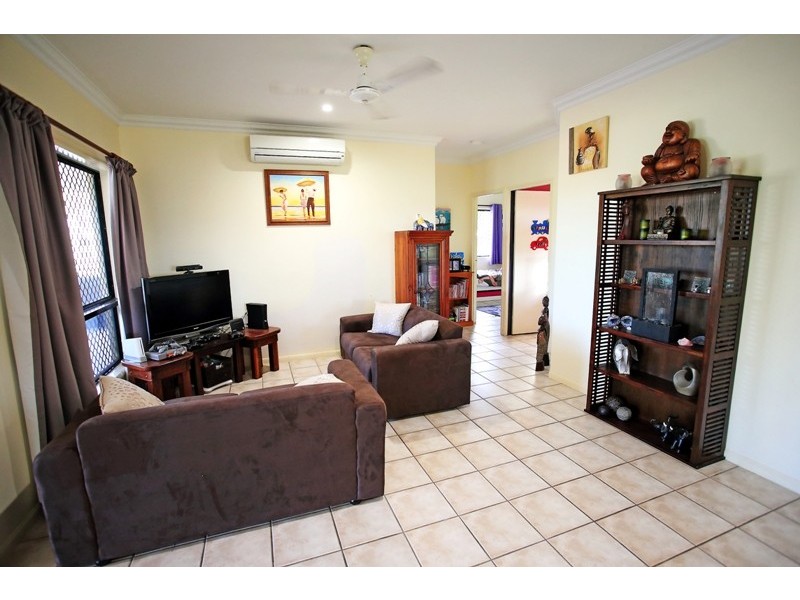 13 Vanessa Court, Rupertswood QLD 4817
