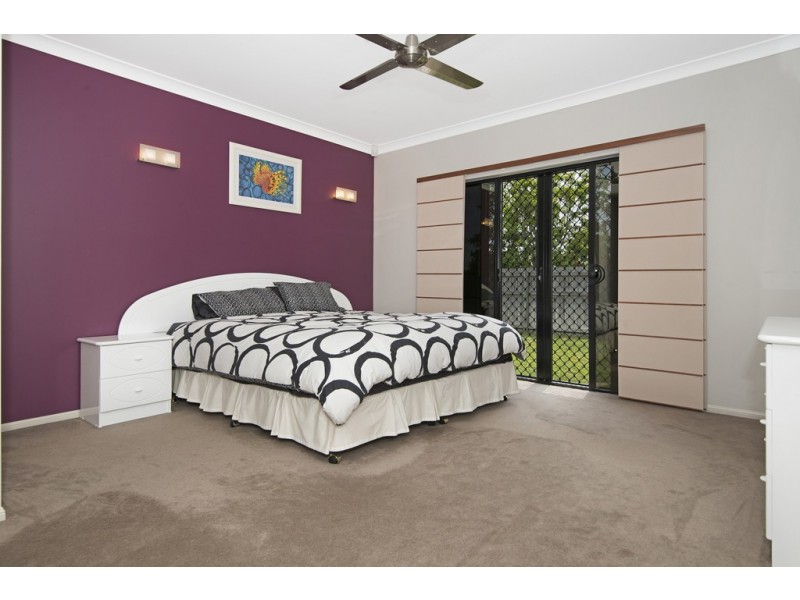 6 Heliconia Court, Mount Louisa QLD 4814