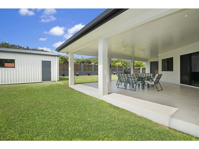 6 Heliconia Court, Mount Louisa QLD 4814