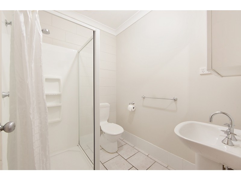 4/50 Latchford Street, Pimlico QLD 4812