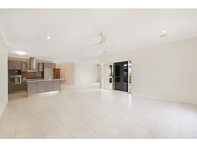 25 Petrie Way, Idalia QLD 4811