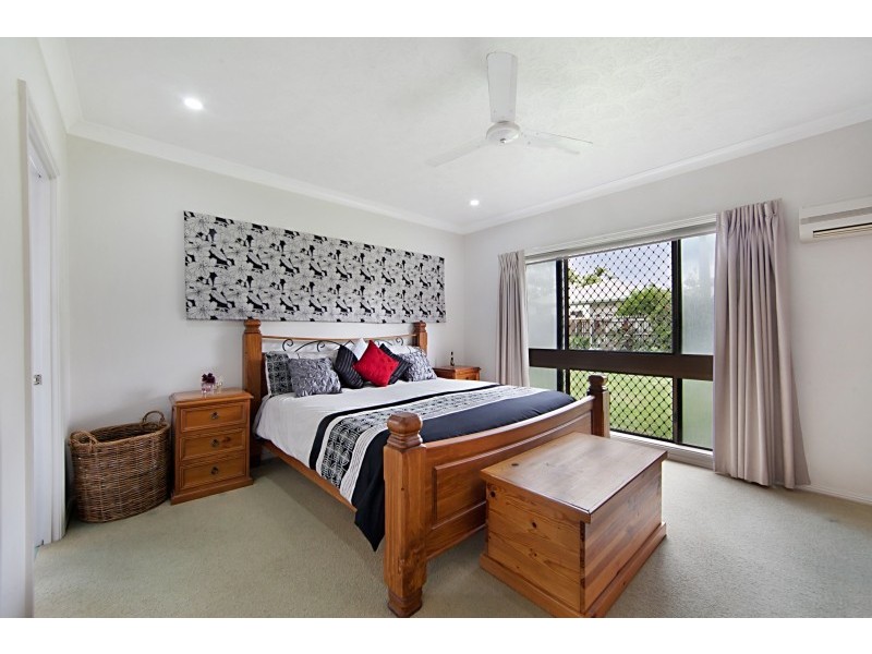 30 Hinchinbrook Drive, Thuringowa Central QLD 4817