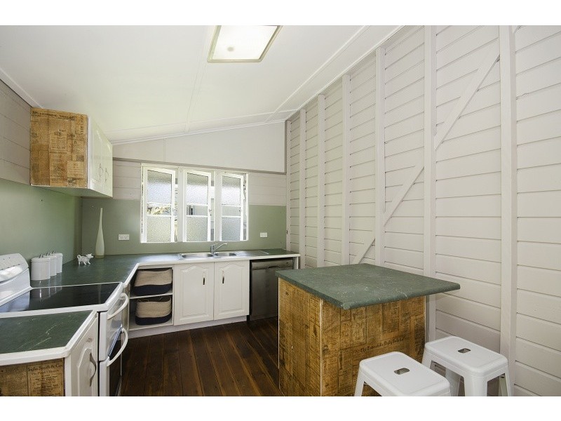 7 Sixth Avenue, South Townsville QLD 4810