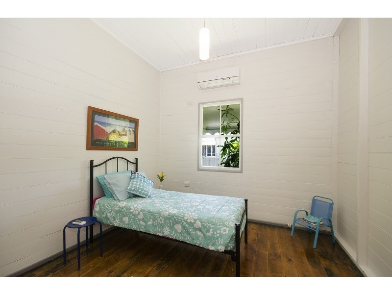 7 Sixth Avenue, South Townsville QLD 4810