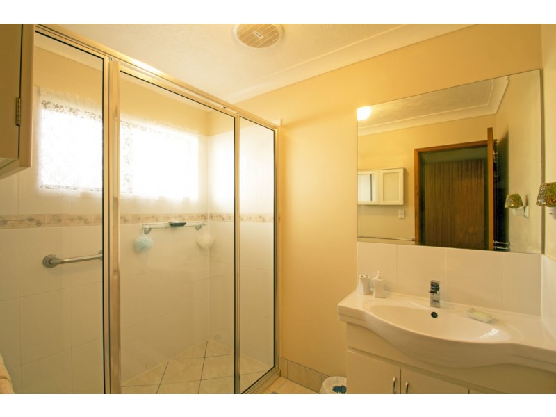 7 Nelia Street, Kirwan QLD 4817