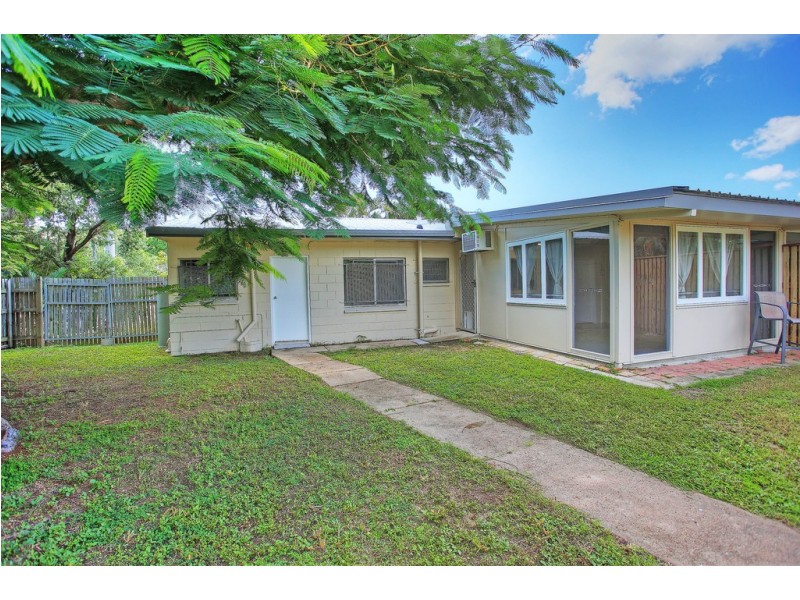 24 Ives Street, Kirwan QLD 4817