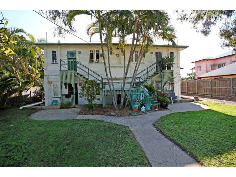 28 Nelson Street, South Townsville QLD 4810