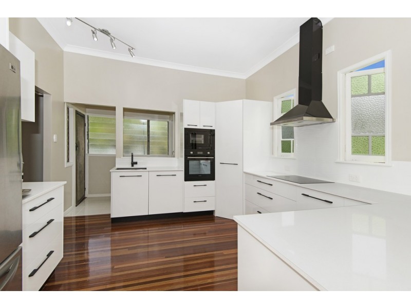 5 Mac Court, Kelso QLD 4815