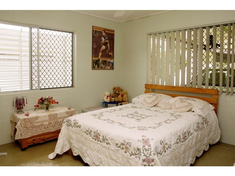 24 Cavendish Street, Pimlico QLD 4812