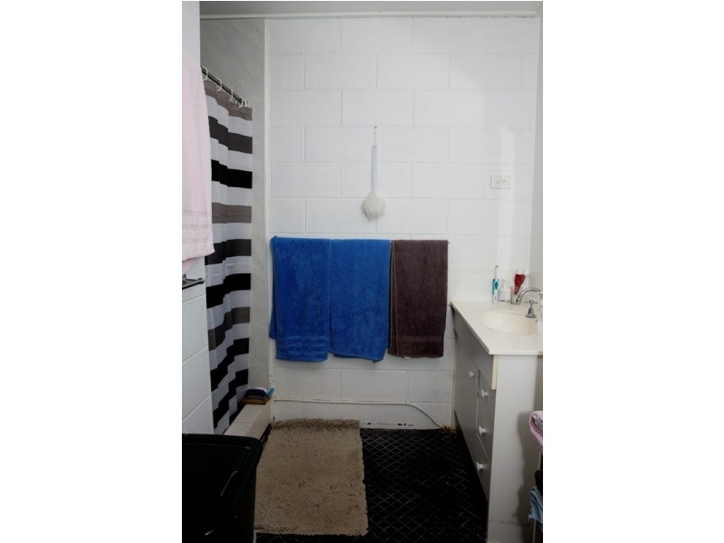 24 Cavendish Street, Pimlico QLD 4812