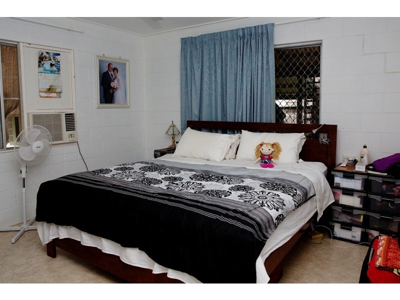 24 Cavendish Street, Pimlico QLD 4812