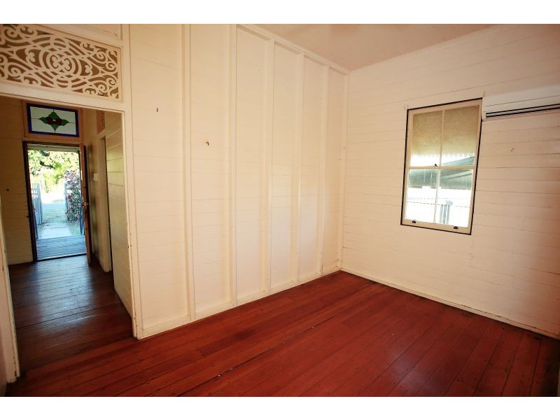 15 Portland Street, Hyde Park QLD 4812