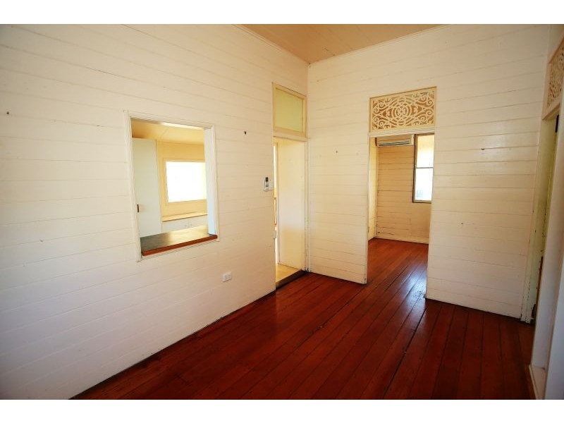 15 Portland Street, Hyde Park QLD 4812