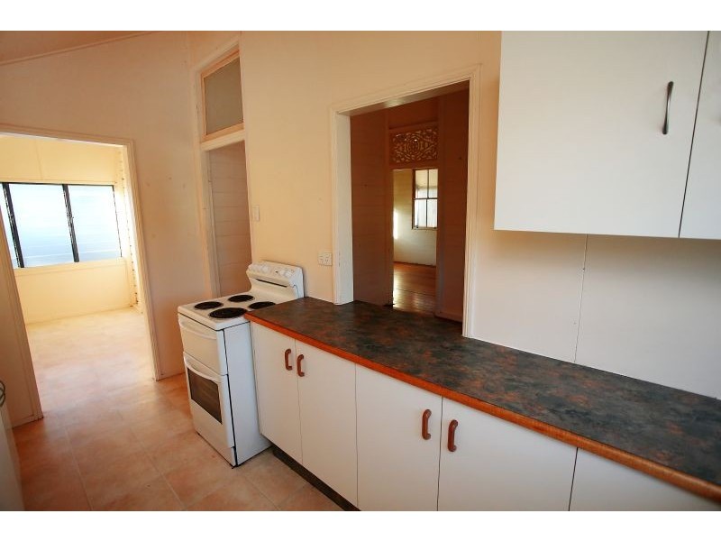 15 Portland Street, Hyde Park QLD 4812