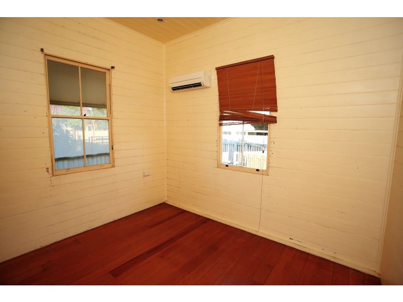 15 Portland Street, Hyde Park QLD 4812