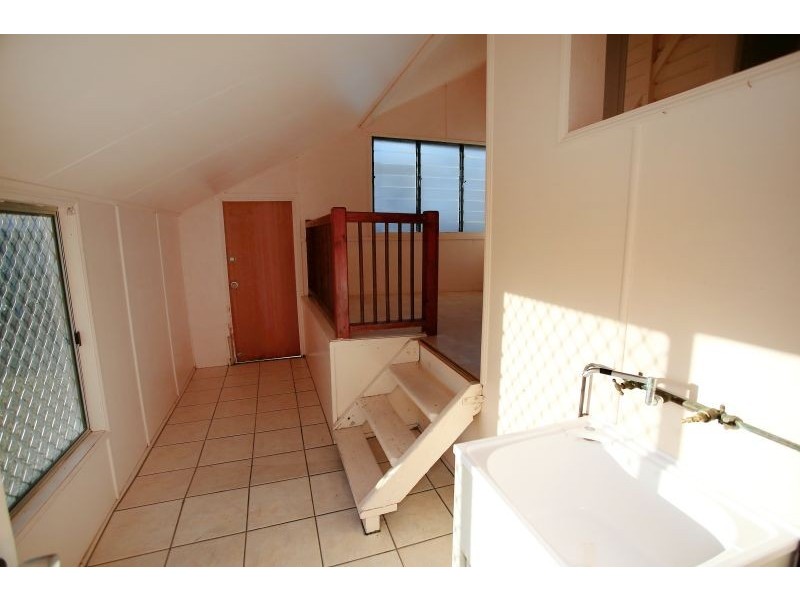 15 Portland Street, Hyde Park QLD 4812