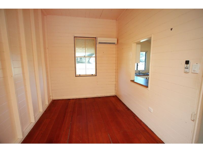 15 Portland Street, Hyde Park QLD 4812