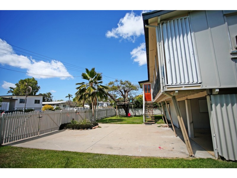 3 Illoura Street, Cranbrook QLD 4814