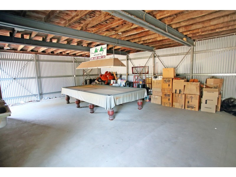 18 Abbott Street, Oonoonba QLD 4811