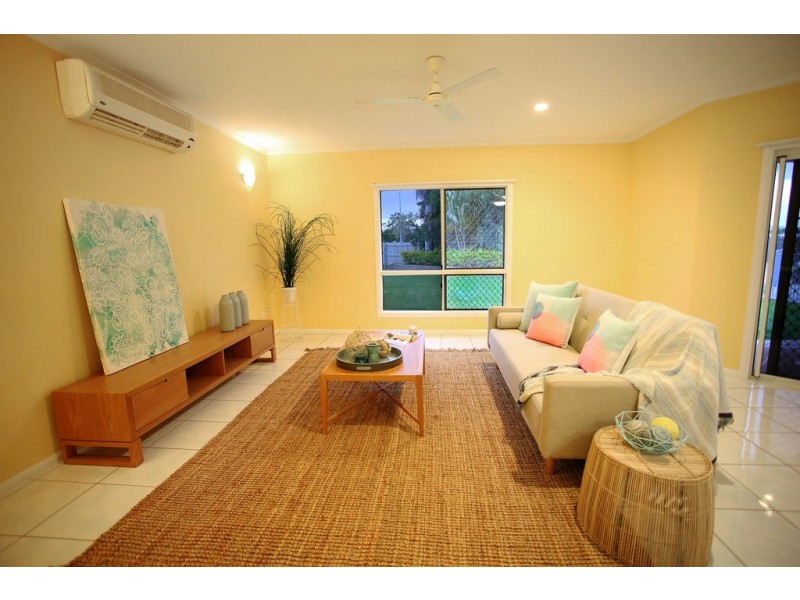 38A Golf Links Drive, Kirwan QLD 4817