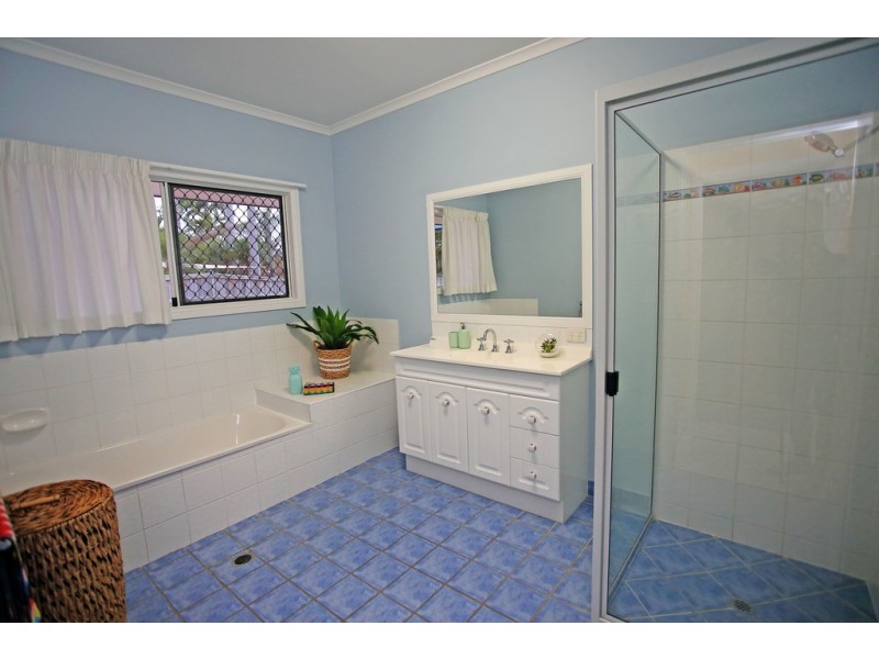 38A Golf Links Drive, Kirwan QLD 4817