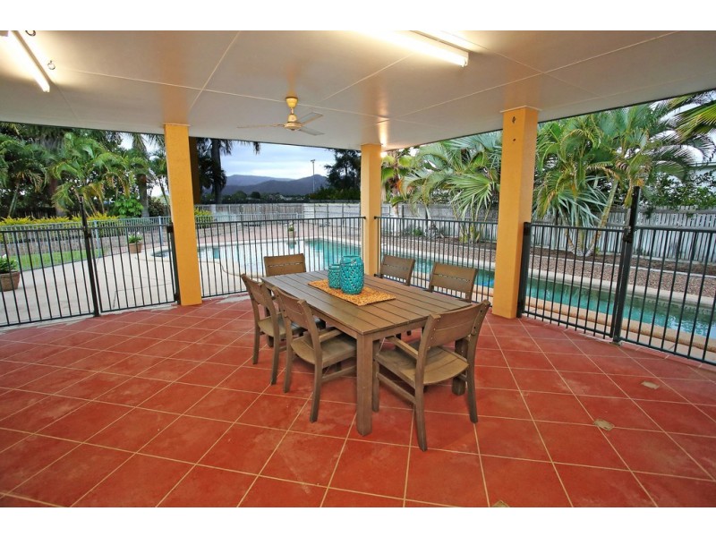 38A Golf Links Drive, Kirwan QLD 4817