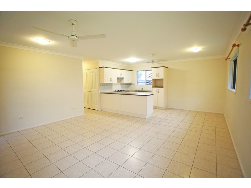 38A Golf Links Drive, Kirwan QLD 4817