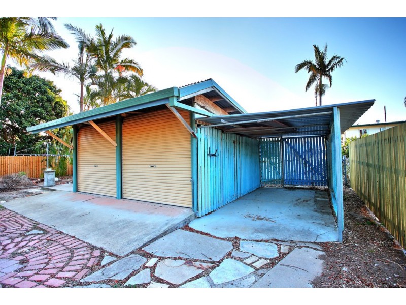 73 Campbell Street, Hermit Park QLD 4812