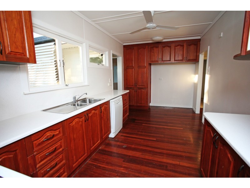 73 Campbell Street, Hermit Park QLD 4812