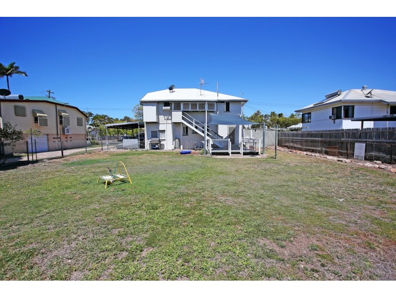 74 Ninth Avenue, Railway Estate QLD 4810