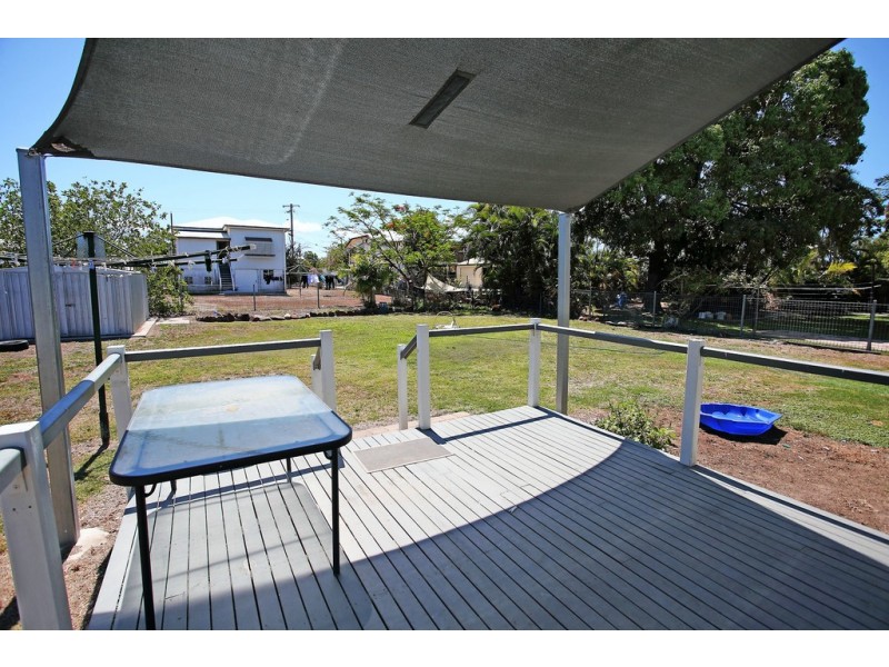 74 Ninth Avenue, Railway Estate QLD 4810