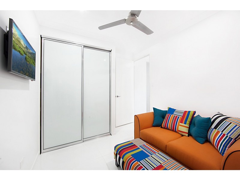 8 Pongamia Parade, Mount Low QLD 4818