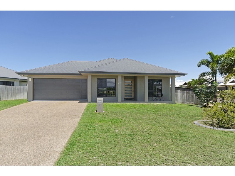 1 Dampier Crescent, Burdell QLD 4818