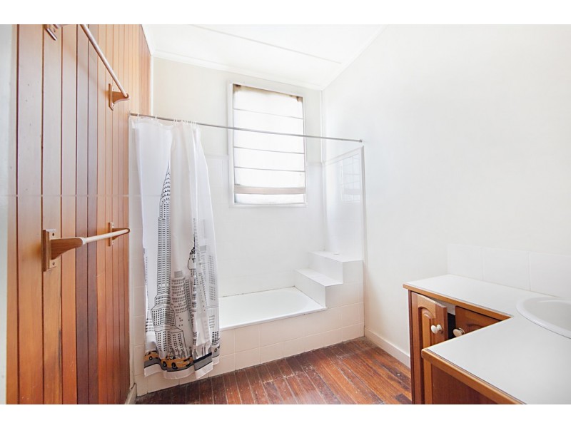 3 Churchill Street, Mundingburra QLD 4812