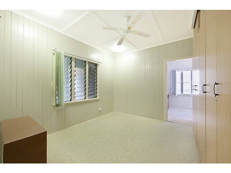 218 Howlett Street, Currajong QLD 4812