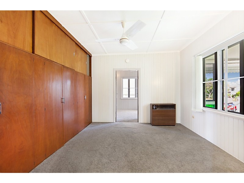 218 Howlett Street, Currajong QLD 4812