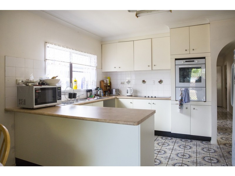 2 Mango Avenue, Mundingburra QLD 4812