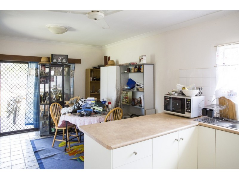 2 Mango Avenue, Mundingburra QLD 4812