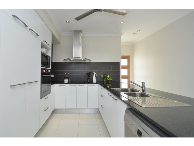 79 Sunhaven Boulevard, Burdell QLD 4818