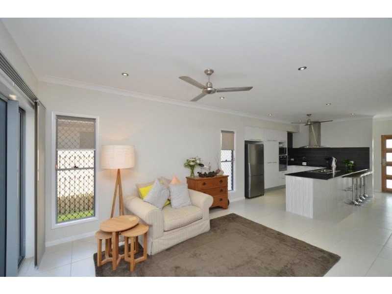 79 Sunhaven Boulevard, Burdell QLD 4818