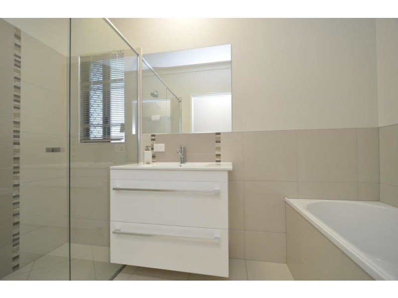 79 Sunhaven Boulevard, Burdell QLD 4818