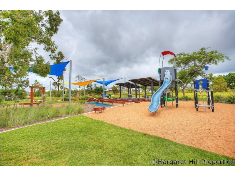 79 Sunhaven Boulevard, Burdell QLD 4818