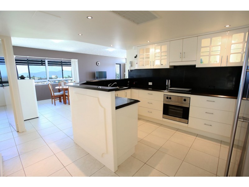70/1 Stanton Terrace, Townsville City QLD 4810